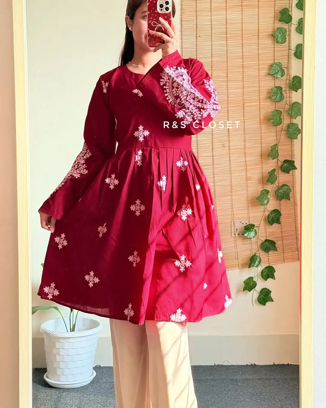 Embrodary Gown 2Pis